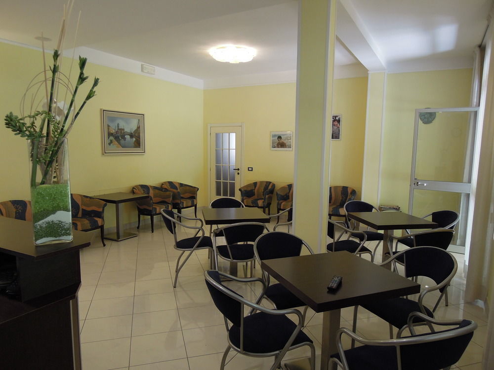 Hotel Rio Cesenatico Εξωτερικό φωτογραφία